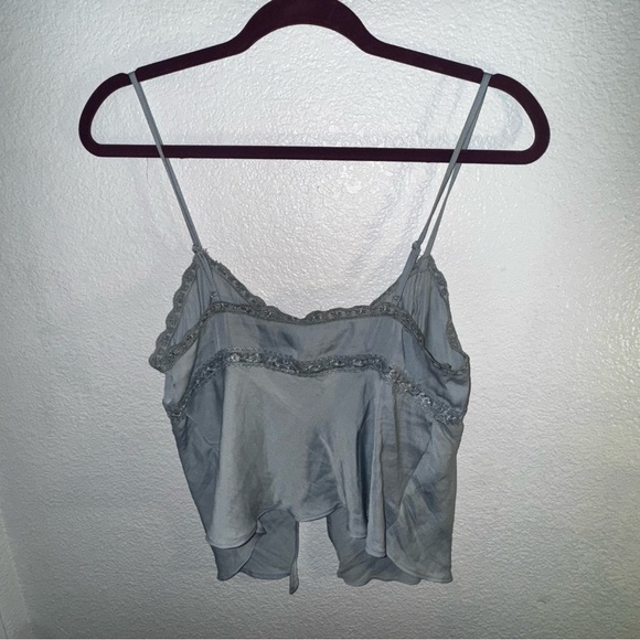 UO Kimchi Blue Margarette cami in Ski M NWT - Picture 6 of 7